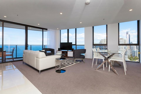 Rhapsody Resort - Official - Accommodation Mermaid Beach 32