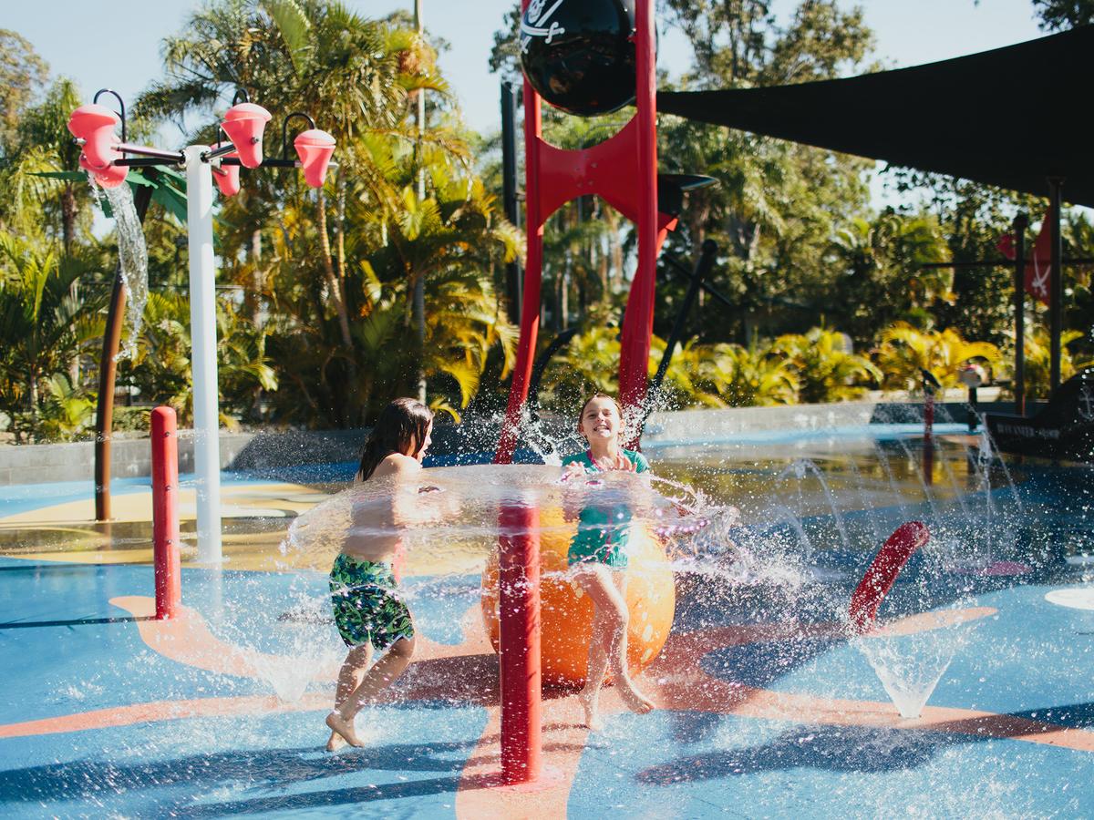 Bond University QLD Accommodation Mermaid Beach