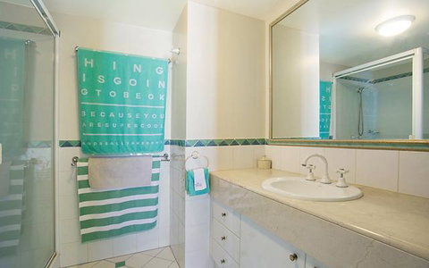 APR Private SUITES MOROC By The Beach - Accommodation Mermaid Beach 41