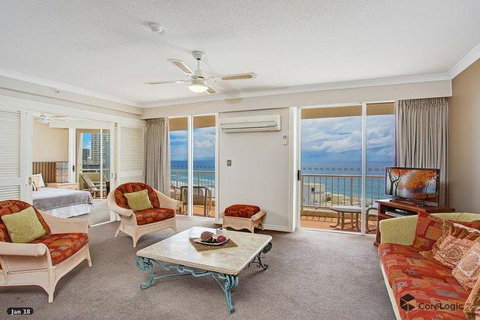 APR Private SUITES MOROC By The Beach - Accommodation Mermaid Beach 25