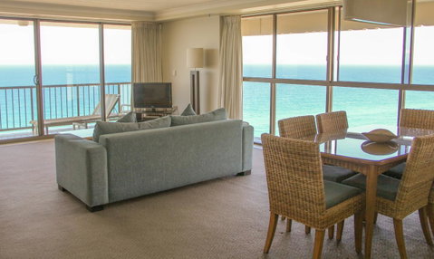 De Ville Apartments - Accommodation Mermaid Beach 10