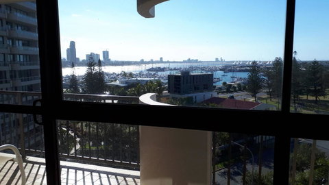 De Ville Apartments - Accommodation Mermaid Beach 4