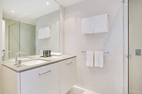 Mantra Circle On Cavill - Accommodation Mermaid Beach 18