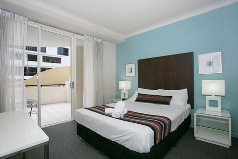 Towers Of Chevron - Private Apartment - Accommodation Mermaid Beach 1