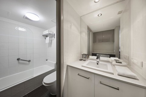 Novotel Surfers Paradise - Accommodation Mermaid Beach 19