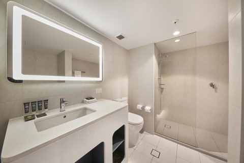 Novotel Surfers Paradise - Accommodation Mermaid Beach 16