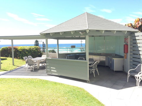 Surfers International Apartments - Accommodation Mermaid Beach 8