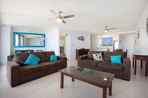 Surfers International Apartments - Accommodation Mermaid Beach 11