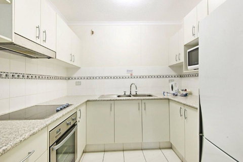 Surfers International Apartments - Accommodation Mermaid Beach 35