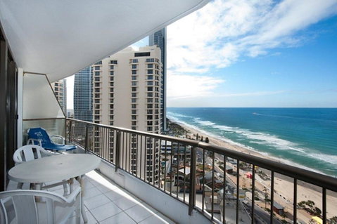 Surfers International Apartments - Accommodation Mermaid Beach 13