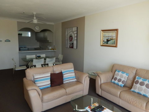 Golden Gate Resort - Accommodation Mermaid Beach 16