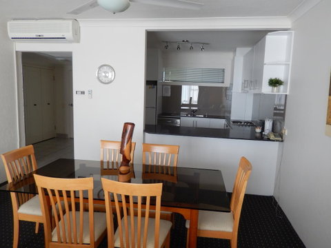 Golden Gate Resort - Accommodation Mermaid Beach 33