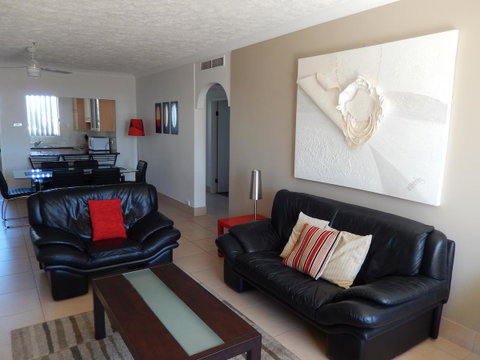 Golden Gate Resort - Accommodation Mermaid Beach 3