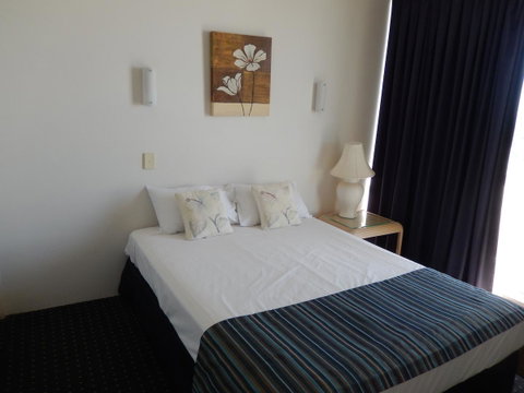 Golden Gate Resort - Accommodation Mermaid Beach 25