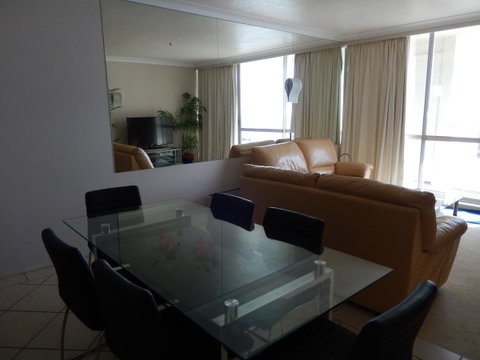 Golden Gate Resort - Accommodation Mermaid Beach 29