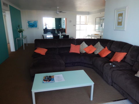 Golden Gate Resort - Accommodation Mermaid Beach 14