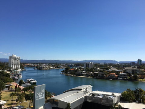 PeepSleep Chevron Towers - Accommodation Mermaid Beach 25