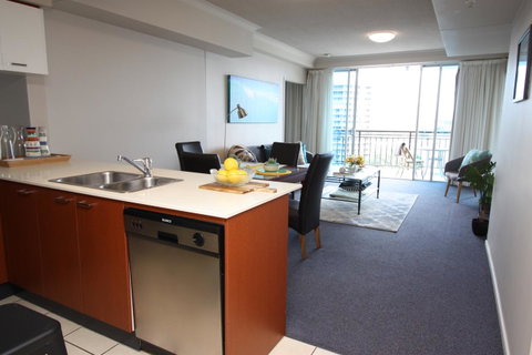 PeepSleep Chevron Towers - Accommodation Mermaid Beach 37