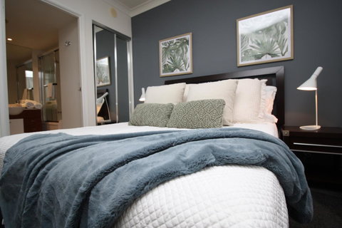 PeepSleep Chevron Towers - Accommodation Mermaid Beach 9