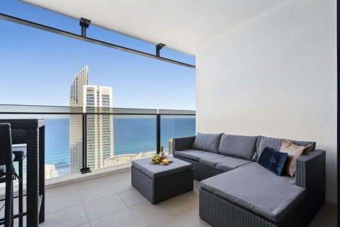 Circle On Cavill - Gclr - Accommodation Mermaid Beach 33