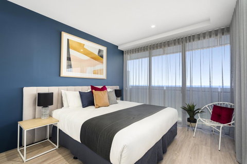 Circle On Cavill - Gclr - Accommodation Mermaid Beach 29