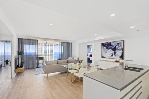 Circle On Cavill - Gclr - Accommodation Mermaid Beach 30