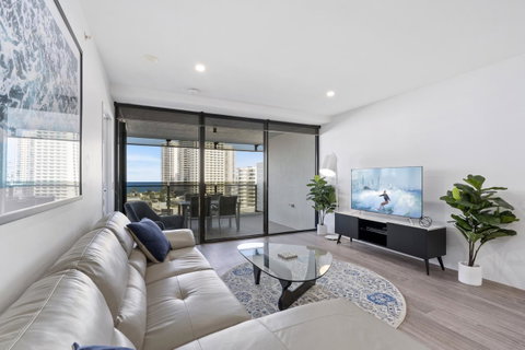 Circle On Cavill - Gclr - Accommodation Mermaid Beach 6