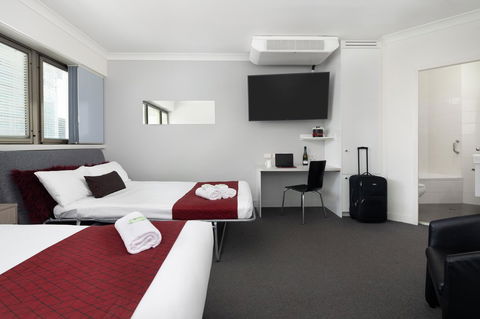 George Williams Hotel - Accommodation Mermaid Beach 7