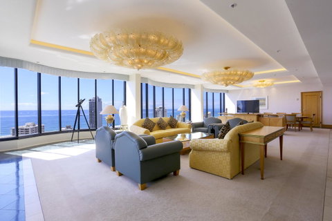 Crowne Plaza Surfers Paradise, An IHG Hotel - Accommodation Mermaid Beach 44