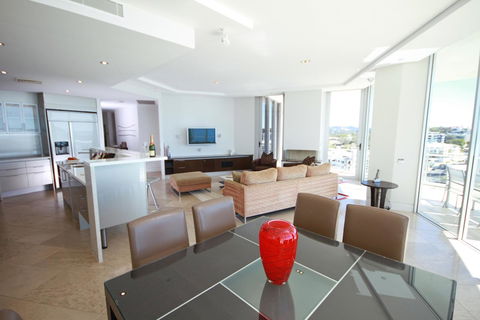 Oceans Mooloolaba - Accommodation Mermaid Beach 25