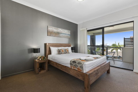 La Vida On Anzac - Accommodation Mermaid Beach 26