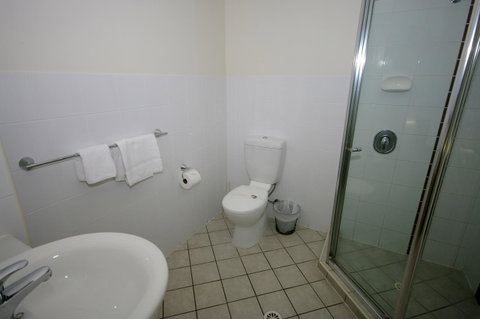 La Vida On Anzac - Accommodation Mermaid Beach 7