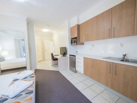 La Vida On Anzac - Accommodation Mermaid Beach 40