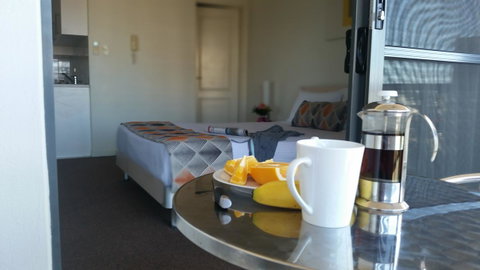 La Vida On Anzac - Accommodation Mermaid Beach 34