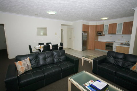 La Vida On Anzac - Accommodation Mermaid Beach 9