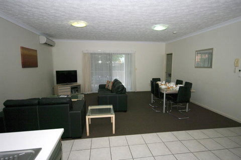 La Vida On Anzac - Accommodation Mermaid Beach 5