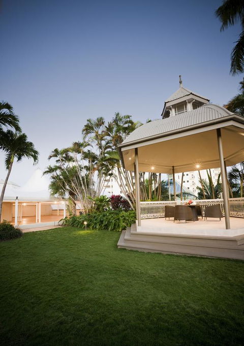 Pullman Cairns International - Accommodation Mermaid Beach 25
