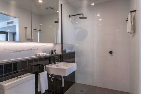 Opera Apartments South Brisbane - Accommodation Mermaid Beach 30