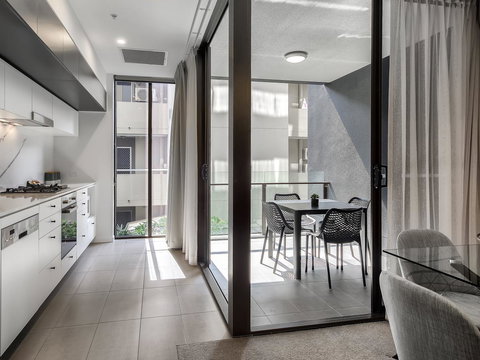 Opera Apartments South Brisbane - Accommodation Mermaid Beach 25
