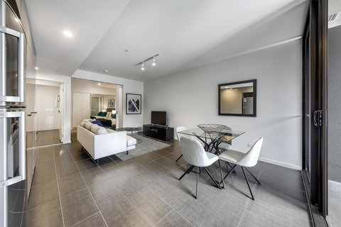 Opera Apartments South Brisbane - Accommodation Mermaid Beach 14