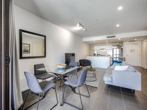 Opera Apartments South Brisbane - Accommodation Mermaid Beach 8