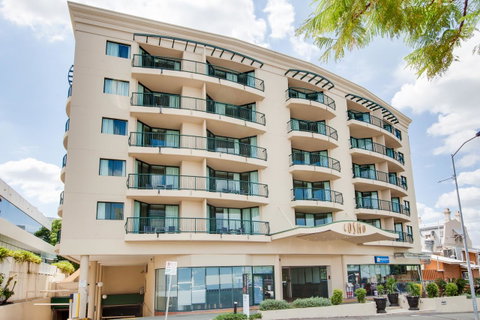 Central Cosmo Apartment Hotel - Accommodation Mermaid Beach 13