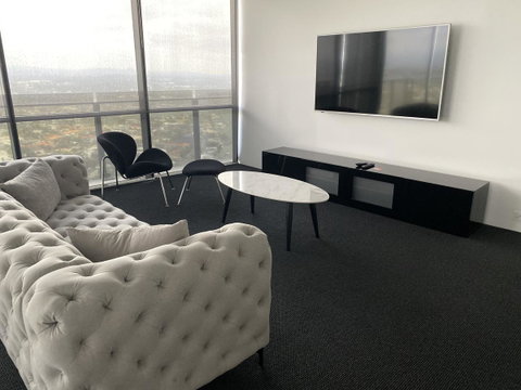 Circle On Cavill 2, 3, 4 & 5 Bedroom SkyHomes & SUB PENTHOUSES By Gold Coast Holidays - Accommodation Mermaid Beach 42