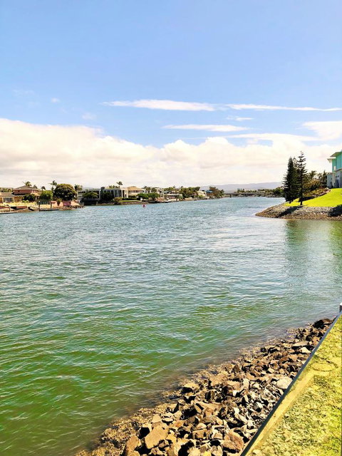 Riverfront Dream - Accommodation Mermaid Beach 7
