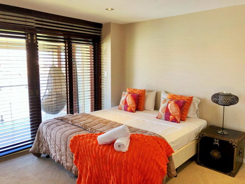 Riverfront Dream - Accommodation Mermaid Beach 31