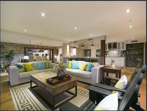 Riverfront Dream - Accommodation Mermaid Beach 3