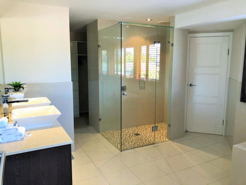 Riverfront Dream - Accommodation Mermaid Beach 30