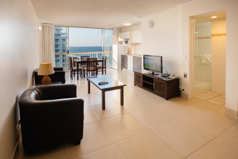 Chateau Beachside Resort - Accommodation Mermaid Beach 17