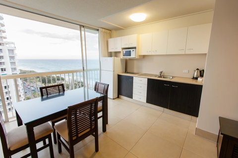 Chateau Beachside Resort - Accommodation Mermaid Beach 18
