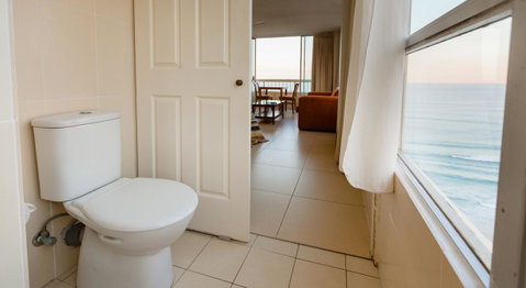 Chateau Beachside Resort - Accommodation Mermaid Beach 22